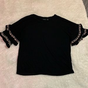 💕(3/$10) cute sleeve elegant top